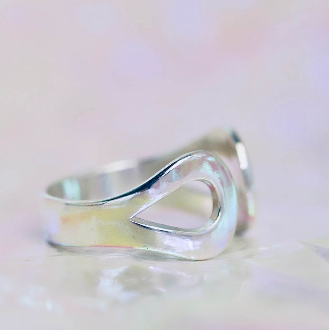 DESTINY finger cuff