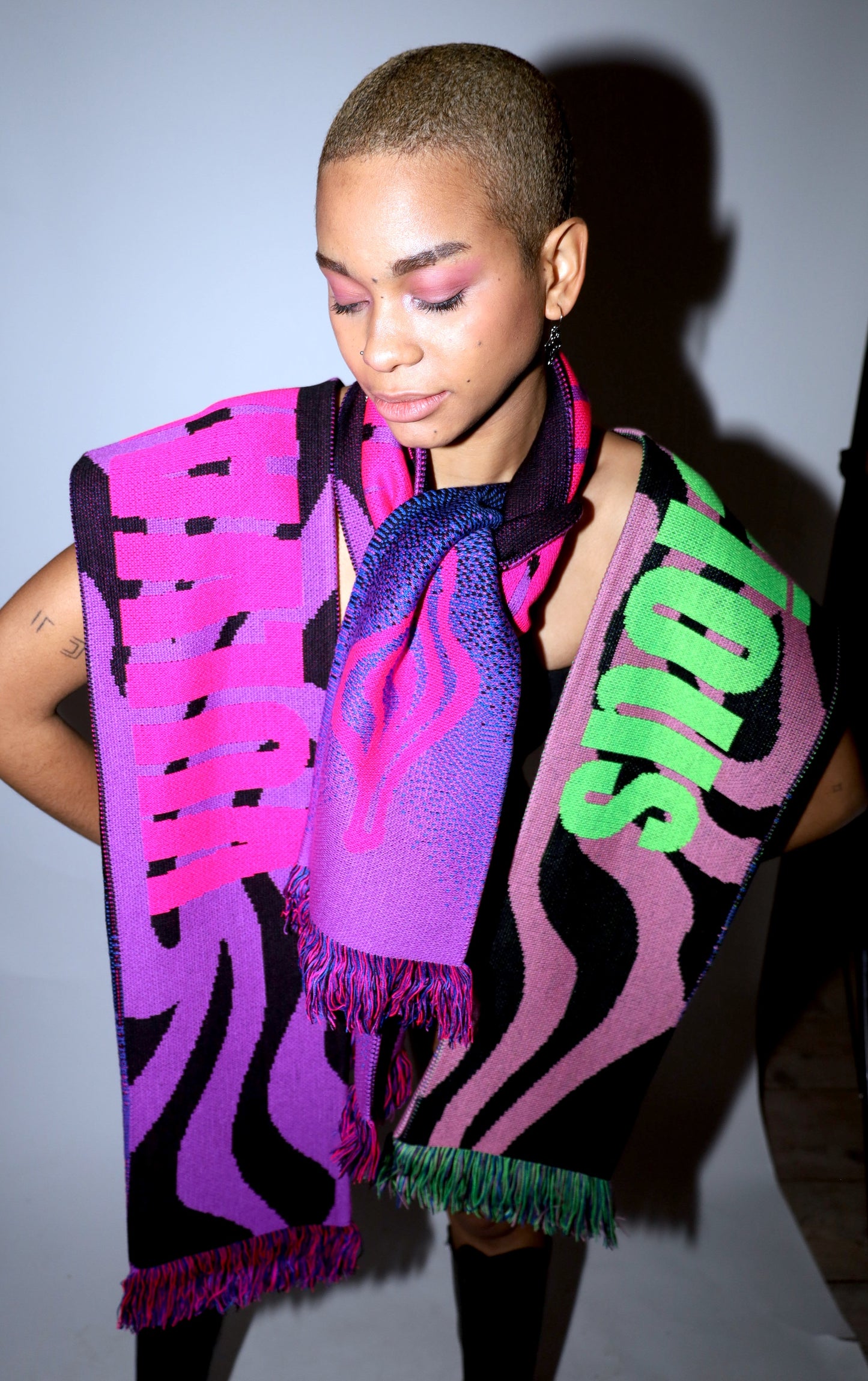 VULVAlicious scarf 5 year anniversary bundle